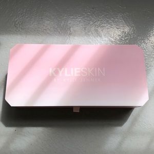 Kylie Jenner Kylie Skin Christmas Special